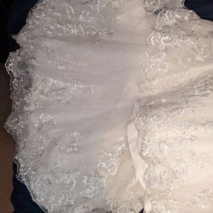 Wedding dress